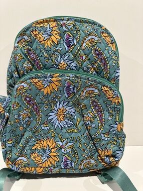 Vera Bradley Small Banbury Gemstone Paisley Backpack with adjustable Straps.